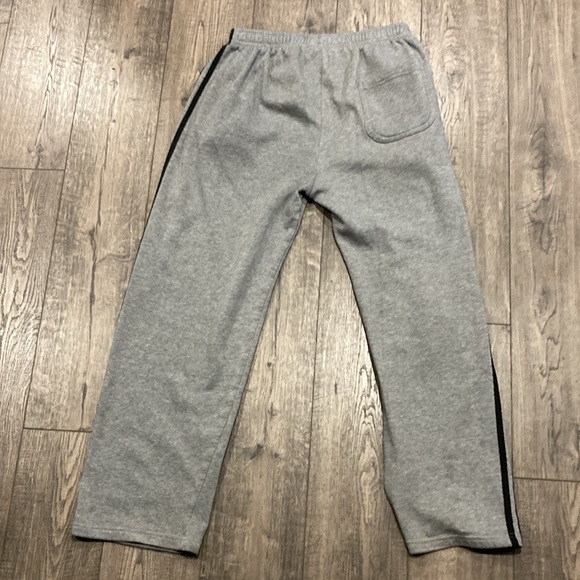 PUMA Men's sweat Pants Gray Size:M with no draw string - Picture 4 of 5